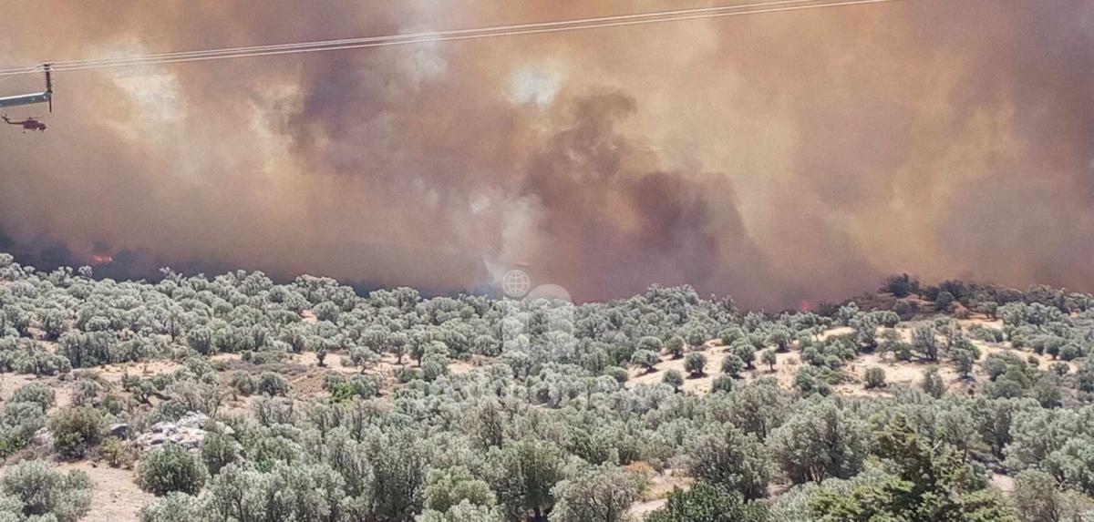 Ολονύχτια η «μάχη» με τις φλόγες στο Ρέθυμνο - Σε καλύτερη κατάσταση η πυρκαγιά - Στο Αμάρι ο Βασίλης Κικίλιας (pics & vid)