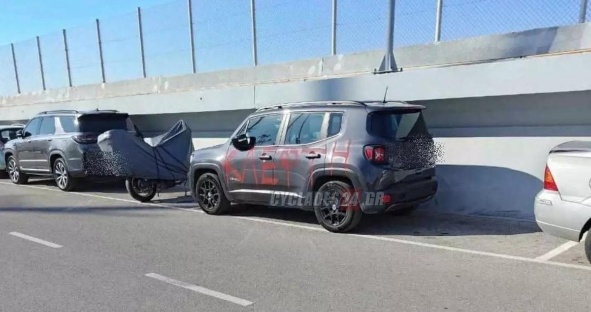 Του έγραψαν με σπρέι στο αμάξι «ΚΛΕΦΤΗ»