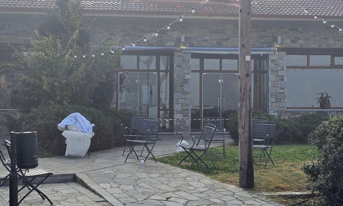 14 ένοικοι ξενοδοχείου δηλητηριάστηκαν από διαρροή μονοξειδίου του άνθρακα - «Βοήθεια, λιποθύμησε η γυναίκα μου»