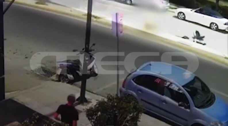 Οδηγός μηχανής έχασε τον έλεγχο & έπεσε πάνω σε δένδρο – Σκοτώθηκε ακαριαία