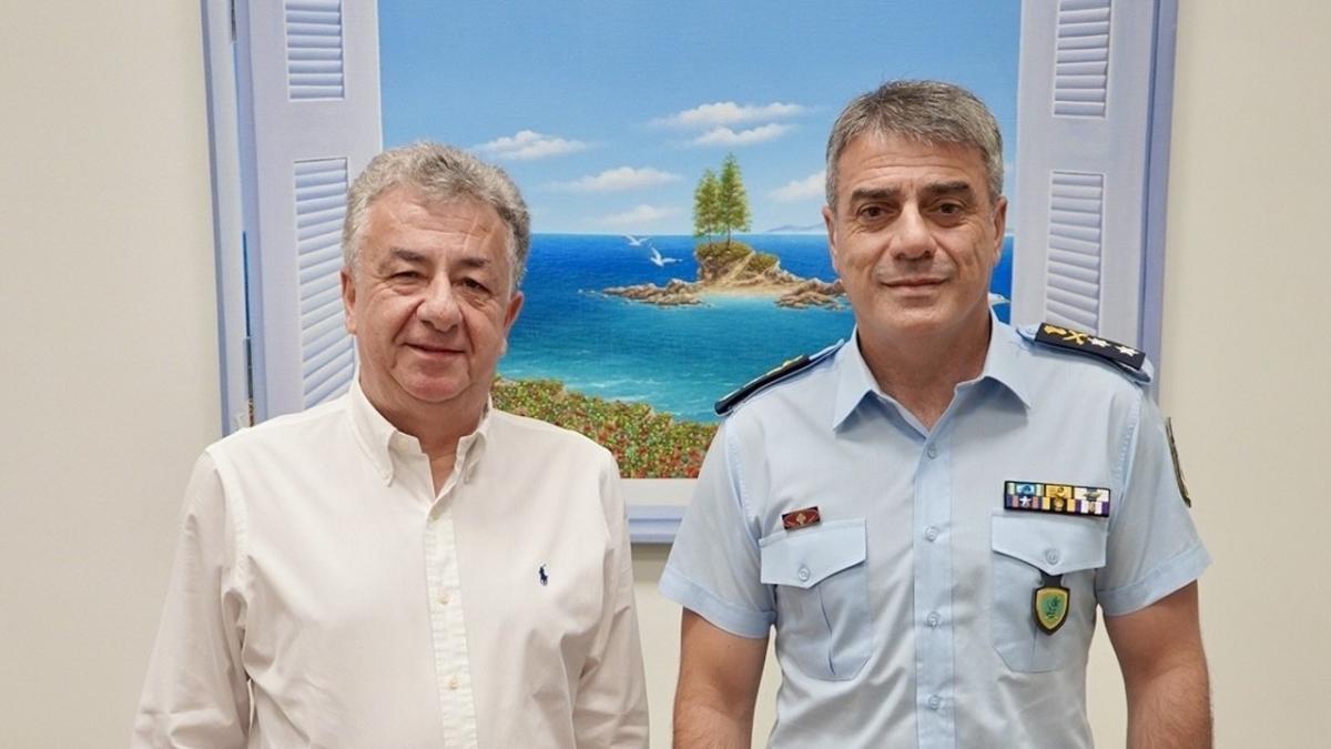 Συνάντηση του Σταύρου Αρναουτάκη με τον Γενικό Αστυνομικό Διευθυντή Κρήτης