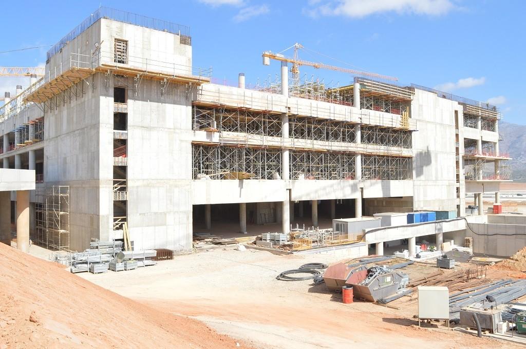Με ταχείς ρυθμούς προχωρά η κατασκευή του νέου αεροδρομίου στο Καστέλλι