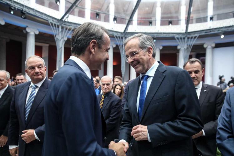«Βόμβα» στη ΝΔ: Ο Σαμαράς προτείνει τον Καραμανλή για Πρόεδρο της Δημοκρατίας
