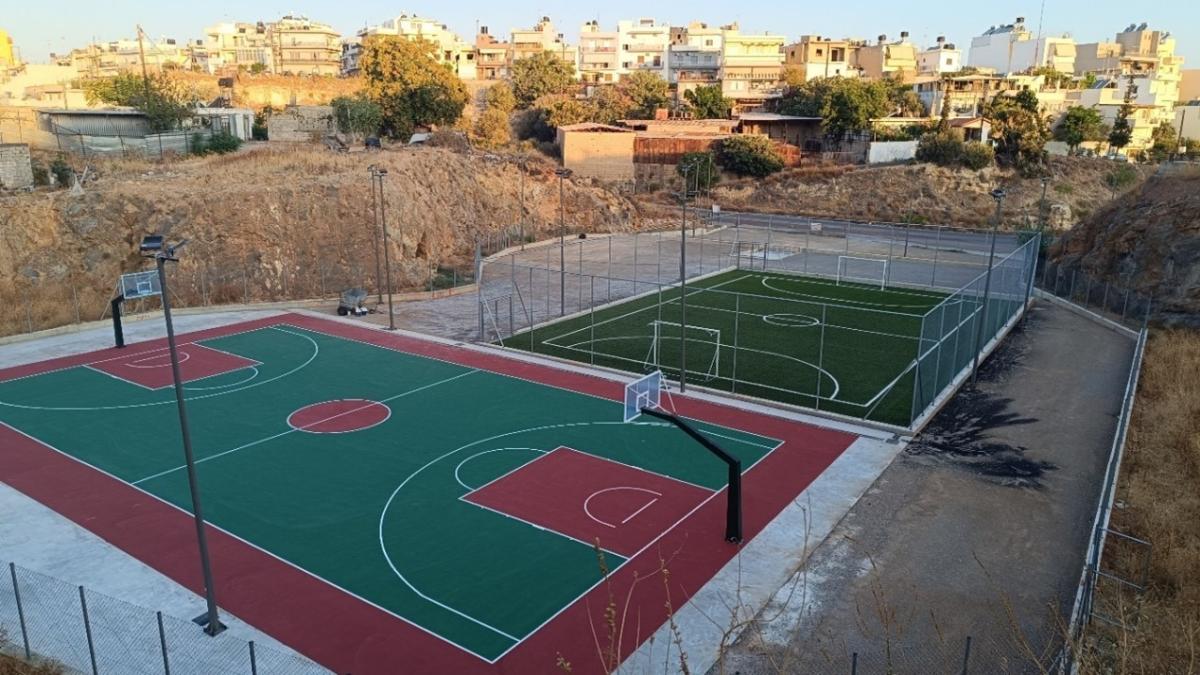 Συνεχίζονται τα έργα στο Αθλητικό Κέντρο Αγίας Αικατερίνης – Σε τροχιά υλοποίησης και το γήπεδο ποδοσφαίρου στον Άγιο Σύλλα