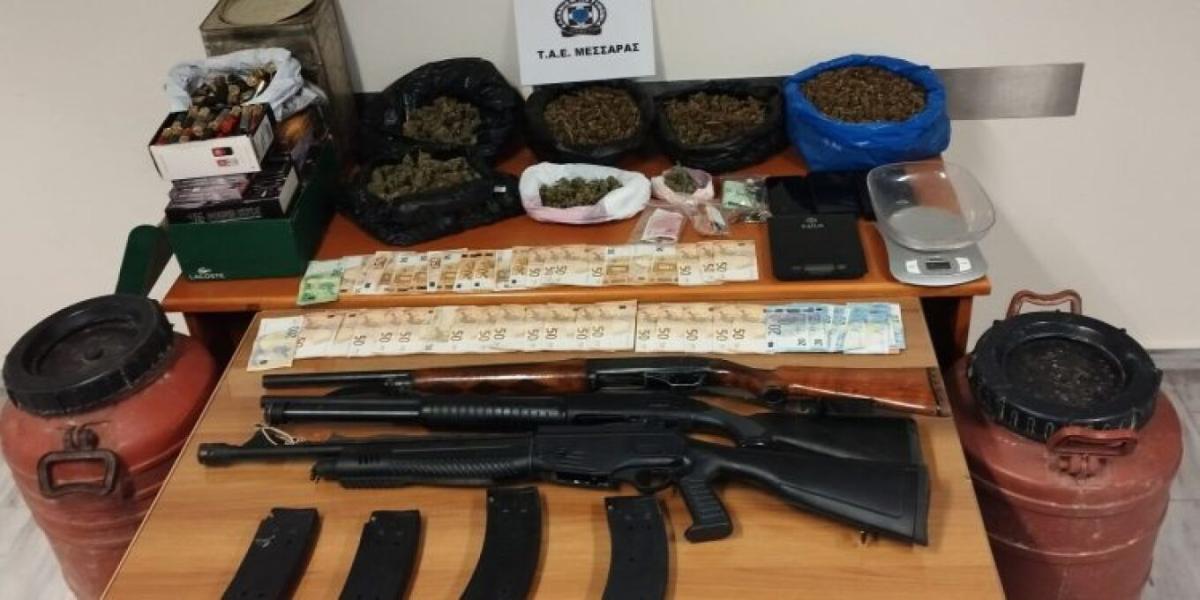 Σε καλαμιές είχε κρύψει 2 κιλά χασίς ένας 32χρονος στη Μεσαρά - Μετρητά, όπλα και... λίρες στην κατοχή του