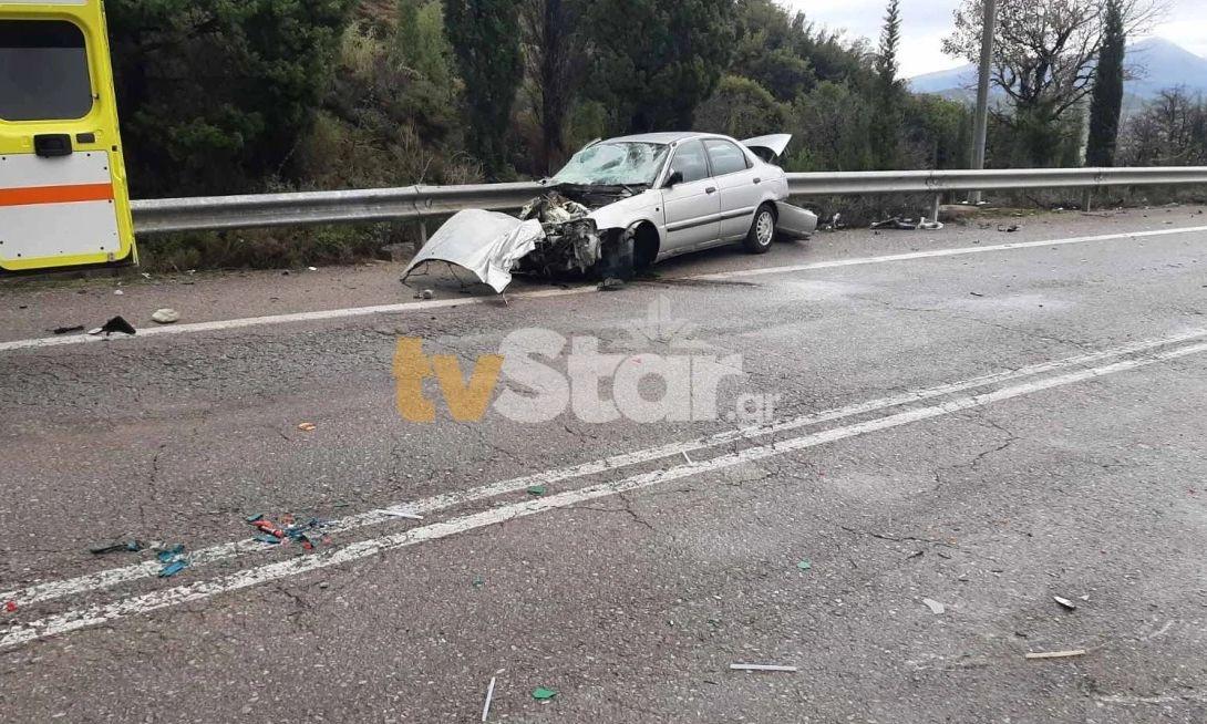 Νέο θανατηφόρο τροχαίο: Μετωπική σύγκρουση ΙΧ με φορτηγό