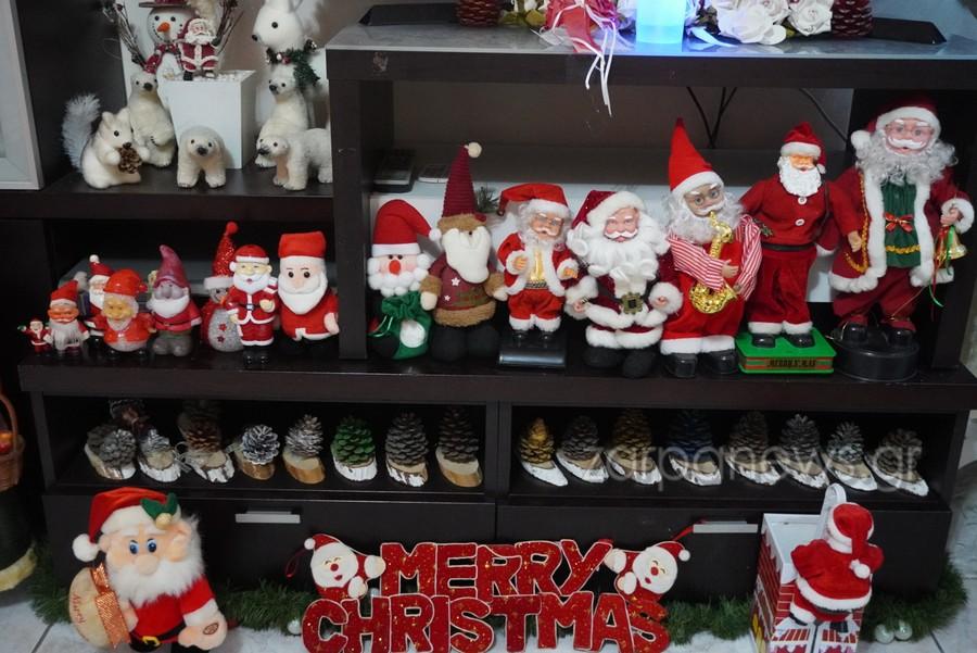 Αυτό είναι το πιο Χριστουγεννιάτικο σπίτι στην Κρήτη: 13χρονος στόλισε 36 δέντρα και 100 σειρές λαμπάκια! (pics) 19 Αυτό είναι το πιο Χριστουγεννιάτικο σπίτι στην Κρήτη: 13χρονος στόλισε 36 δέντρα και 100 σειρές λαμπάκια! (pics)