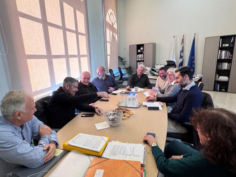 Οι επαφές του Δημάρχου Ηρακλείου Αλέξη Καλοκαιρινού με φορείς της πόλης συνεχίζονται 3 Οι επαφές του Δημάρχου Ηρακλείου Αλέξη Καλοκαιρινού με φορείς της πόλης συνεχίζονται