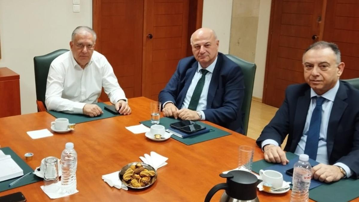 Συναγερμός για τις τιμές στο πασχαλινό τραπέζι: Σε συντονισμό τα Υπουργεία Ανάπτυξης και Αγροτικής Ανάπτυξης