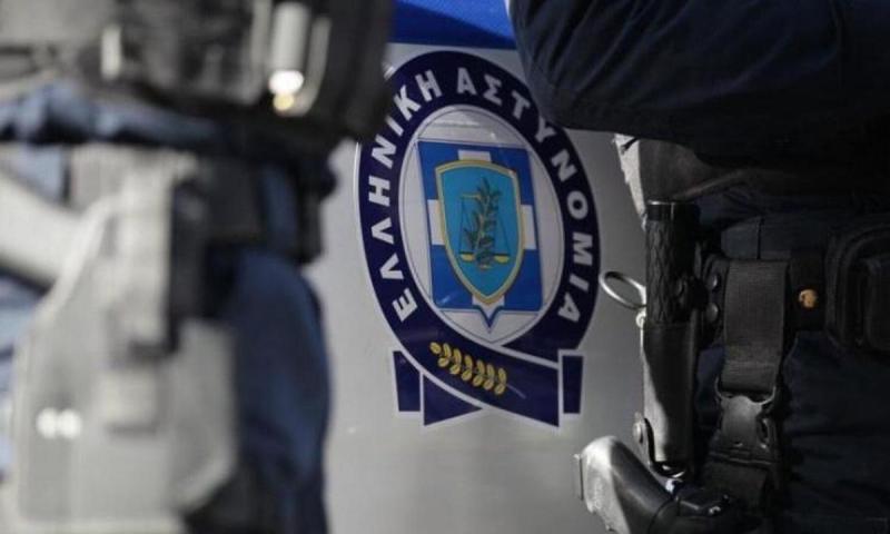 Άγριος οικογενειακός καβγάς στη Λάρισα - Μαχαίρωσε τον αδερφό του