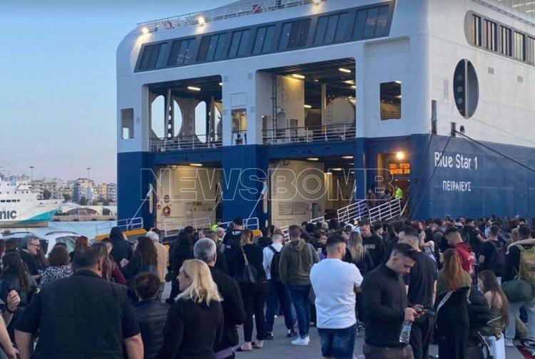 Απέπλευσε για Χίο και Μυτιλήνη το Blue Star I, που παρέμενε στον Πειραιά έπειτα από απειλή για βόμβα
