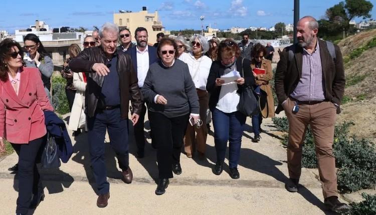 Ενετικά