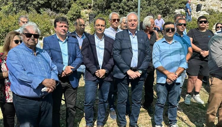 Σενετάκης
