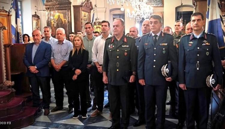Απόστρατους