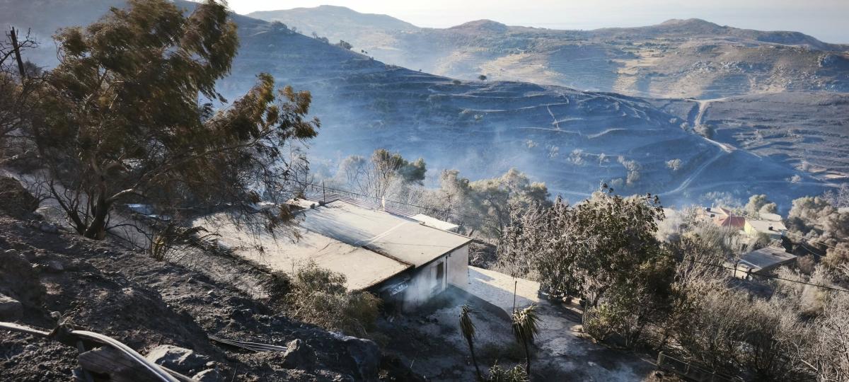Κρήτη: Πύρινη καταστροφή στο Σέλινο - Στάχτη και αποκαΐδια χιλιάδες στρέμματα