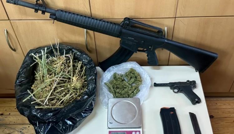 Κρήτη: Συλλήψεις δύο ανδρών για ναρκωτικά και όπλα – Βρέθηκαν φυτεία, κάνναβη και πιστόλι