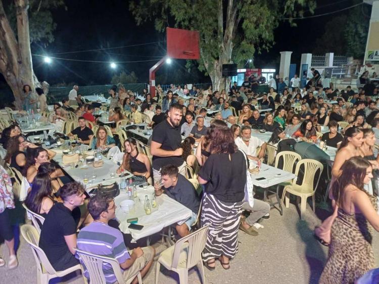Μεσαρά: ''Απογείωσε'' ο Σπινθάκης στο Κλήμα - Το καλύτερο γλέντι του Δεκαπενταύγουστου (vids+pics)