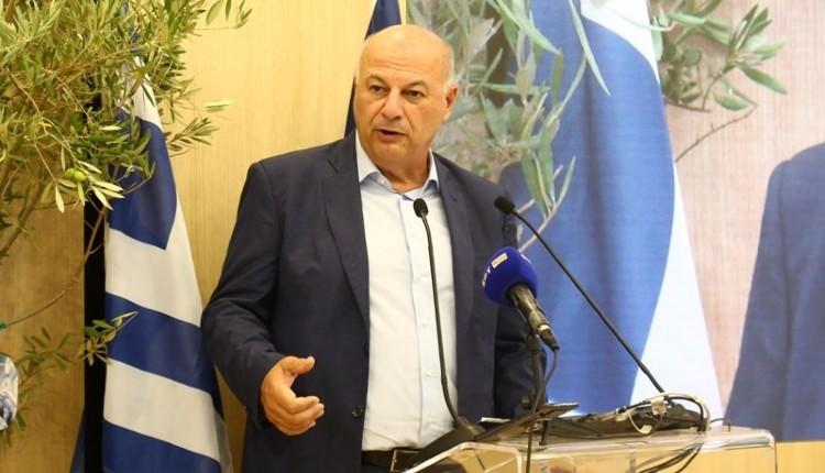 Κώστας Τσιάρας