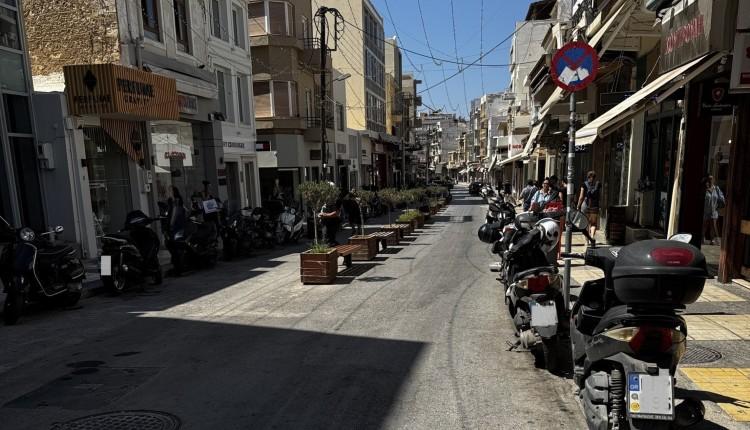 Ηράκλειο: Ασφυξία στη λεωφόρο Καλοκαιρινού – Το «σταμάτησα για δύο λεπτά» που παραλύει την πόλη