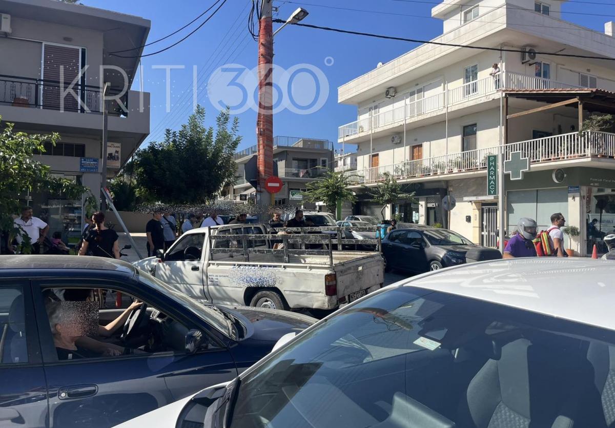 Κρήτη: Τροχαίο ατύχημα με υλικές ζημιές στην καρδιά των Χανίων – Σώοι οι επιβάτες