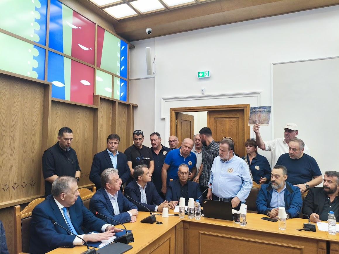 Αδιάλλακτος ο Υφυπουργός Υποδομών Νίκος Ταχιάος- Επιμένει στην καταστροφή του Μνημείου στο λόφο της Παπούρας- Δήμαρχος Μινώα Πεδιάδας: «Το κρίμα στο λαιμό του κ. Ταχιάου»