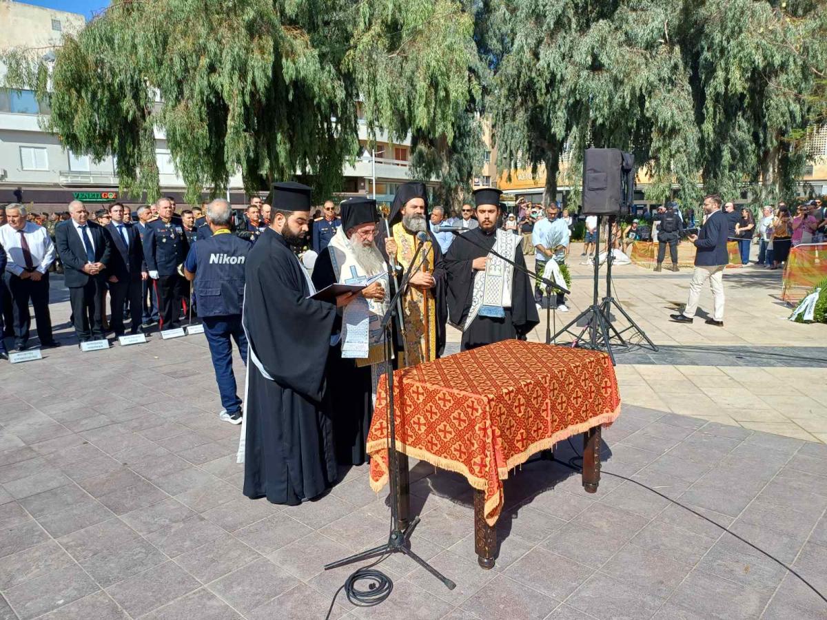 Με λαμπρότητα και συγκίνηση ο εορτασμός της 28ης Οκτωβρίου στο Ηράκλειο! (pics) 3 Με λαμπρότητα και συγκίνηση ο εορτασμός της 28ης Οκτωβρίου στο Ηράκλειο! (pics)