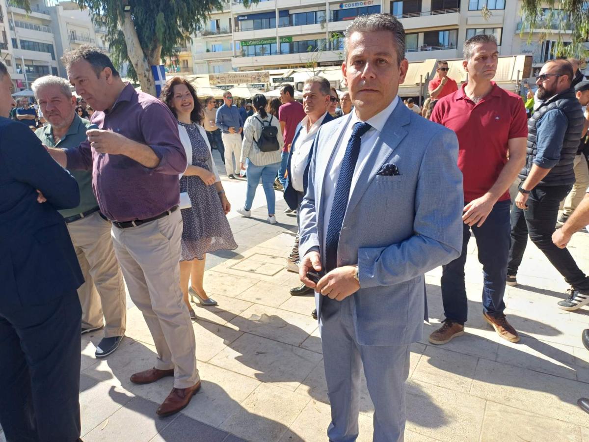 Με λαμπρότητα και συγκίνηση ο εορτασμός της 28ης Οκτωβρίου στο Ηράκλειο! (pics) 9 Με λαμπρότητα και συγκίνηση ο εορτασμός της 28ης Οκτωβρίου στο Ηράκλειο! (pics)