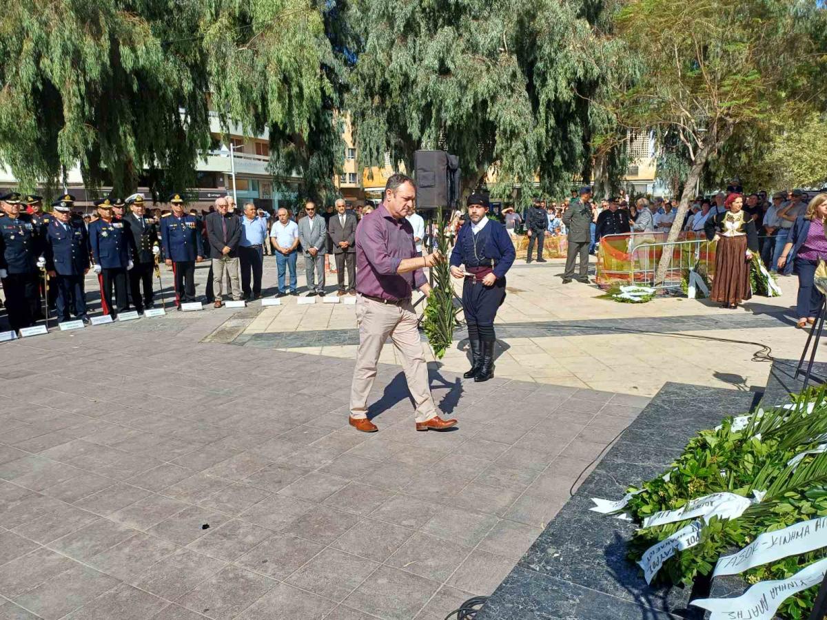 Με λαμπρότητα και συγκίνηση ο εορτασμός της 28ης Οκτωβρίου στο Ηράκλειο! (pics) 7 Με λαμπρότητα και συγκίνηση ο εορτασμός της 28ης Οκτωβρίου στο Ηράκλειο! (pics)