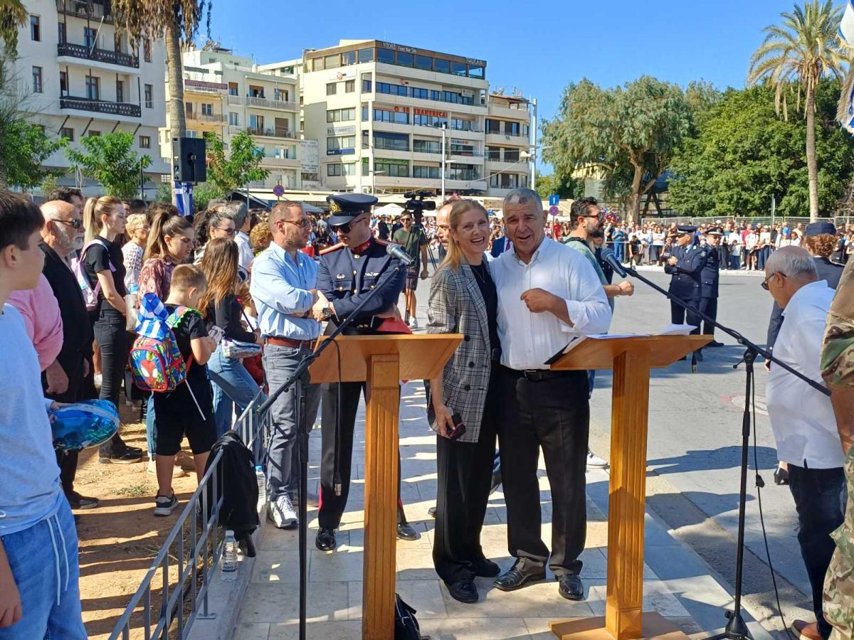 Με λαμπρότητα και συγκίνηση ο εορτασμός της 28ης Οκτωβρίου στο Ηράκλειο! (pics) 12 Με λαμπρότητα και συγκίνηση ο εορτασμός της 28ης Οκτωβρίου στο Ηράκλειο! (pics)
