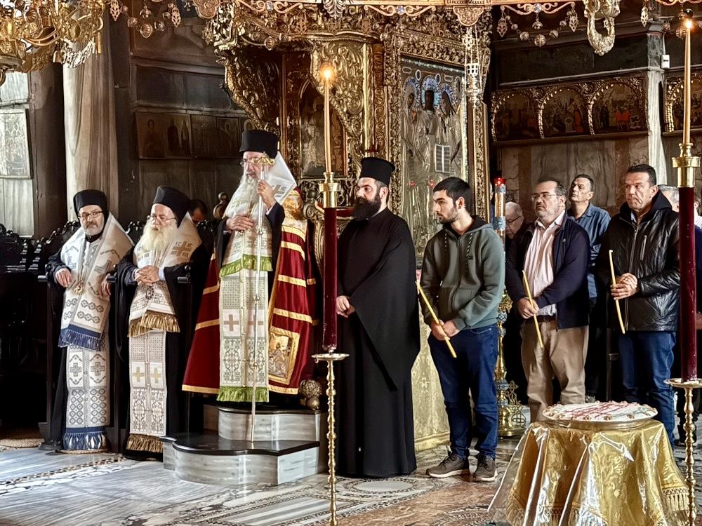 Με συγκίνηση και σεμνότητα το μνημόσυνο του Ηρακλειώτη Γέροντος Βασιλείου Γοντικάκη παρουσία του Αρχιεπισκόπου Κρήτης 3 Με συγκίνηση και σεμνότητα το μνημόσυνο του Ηρακλειώτη Γέροντος Βασιλείου Γοντικάκη παρουσία του Αρχιεπισκόπου Κρήτης