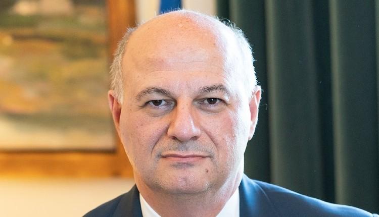 Κώστας Τσιάρας