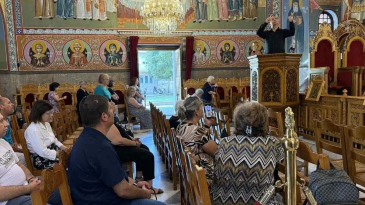 Πρώτη θεία λειτουργία στη νοηματική - Που σημειώθηκε η πρωτοποριακή κίνηση που στοχεύει στην ισότητα