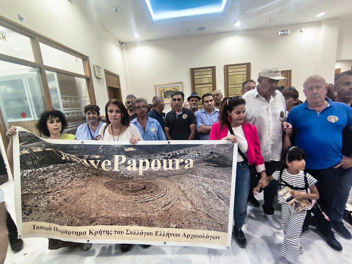 Αδιάλλακτος ο Υφυπουργός Υποδομών Νίκος Ταχιάος- Επιμένει στην καταστροφή του Μνημείου στο λόφο της Παπούρας- Δήμαρχος Μινώα Πεδιάδας: «Το κρίμα στο λαιμό του κ. Ταχιάου»