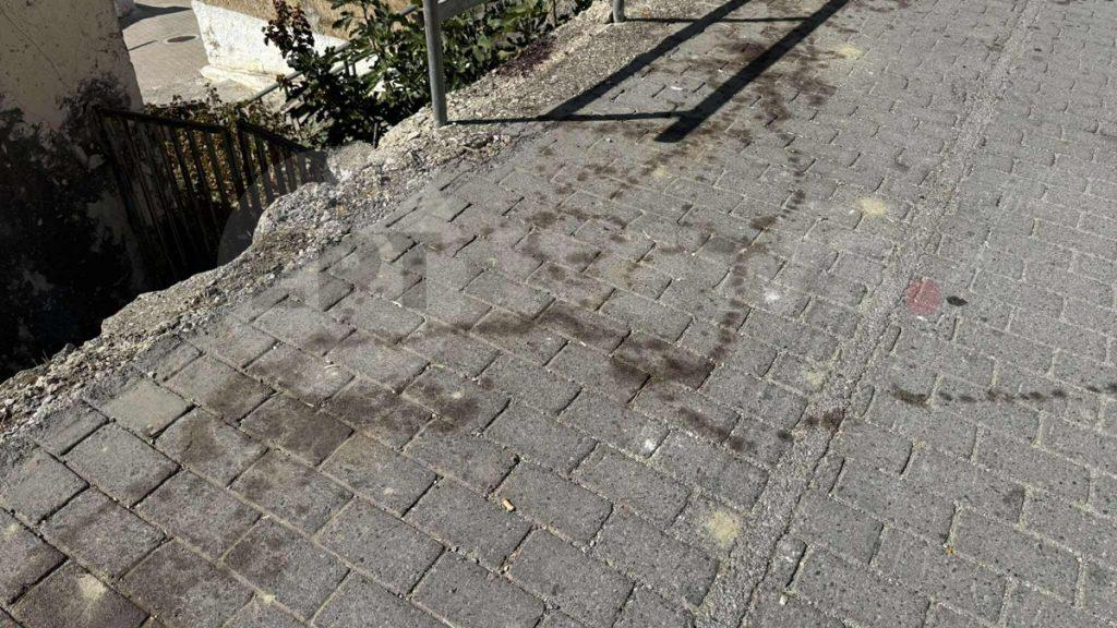 Βορίζια: Οι κάλυκες, τα γαζωμένα καφενεία και το αίμα - Ο κεντρικός δρόμος θυμίζει σκηνικό πολέμου - Δείτε εικόνες 13 Βορίζια: Οι κάλυκες, τα γαζωμένα καφενεία και το αίμα - Ο κεντρικός δρόμος θυμίζει σκηνικό πολέμου - Δείτε εικόνες