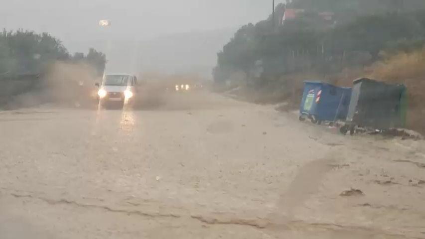 Μπουρίνι στο Ηράκλειο: Το οδικό δίκτυο «πνίγηκε» σε λίγα λεπτά