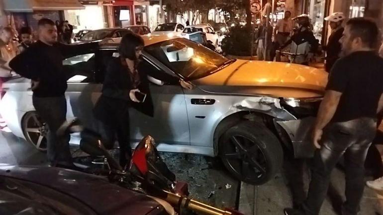 Τροχαίο στο Ηράκλειο: Επικίνδυνοι ελιγμοί οδηγού έφεραν χάος στο κέντρο – Από θαύμα δεν υπήρξαν τραυματίες