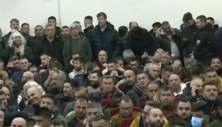 αγροτες νικαια