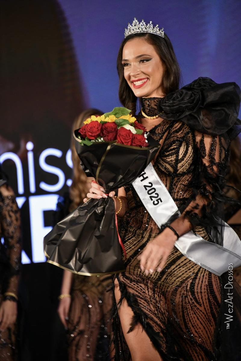 Η Μαριλένα Ντυσπιράκη είναι η νέα Miss Κρήτη 2025 – Λαμπερός ο 45ος Παγκρήτιος Διαγωνισμός - Εικόνες και βίντεο 4 Η Μαριλένα Ντυσπιράκη είναι η νέα Miss Κρήτη 2025 – Λαμπερός ο 45ος Παγκρήτιος Διαγωνισμός - Εικόνες και βίντεο