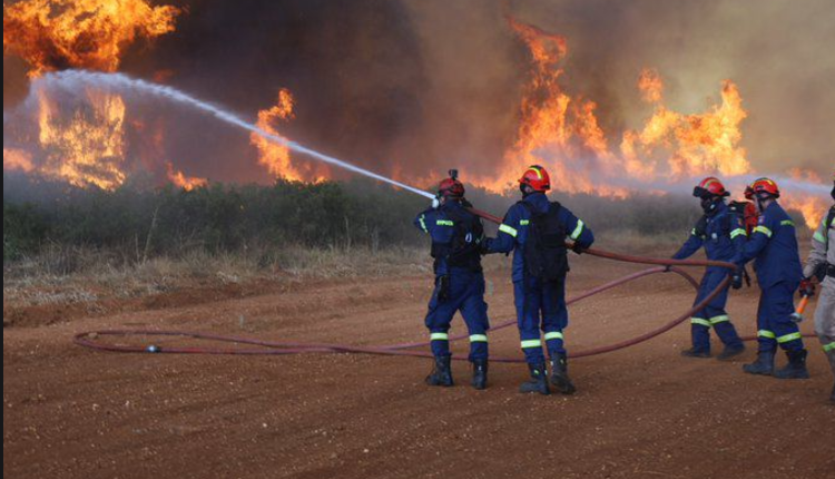 πυροσβεστική φωτιά