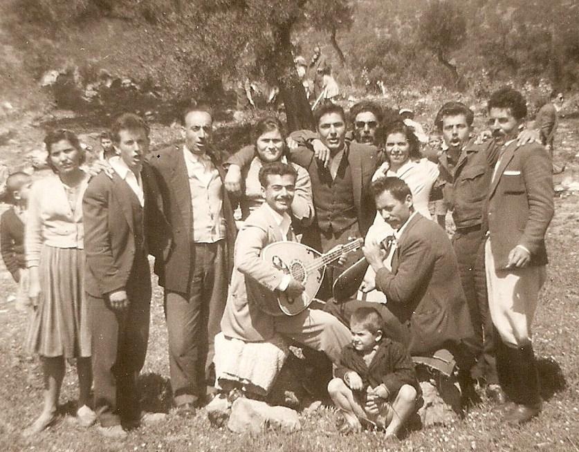 Το χθες και το σήμερα, της κρητικής διασκέδασης (Μουσική-Τραγούδι-Παρέα-Χορός)