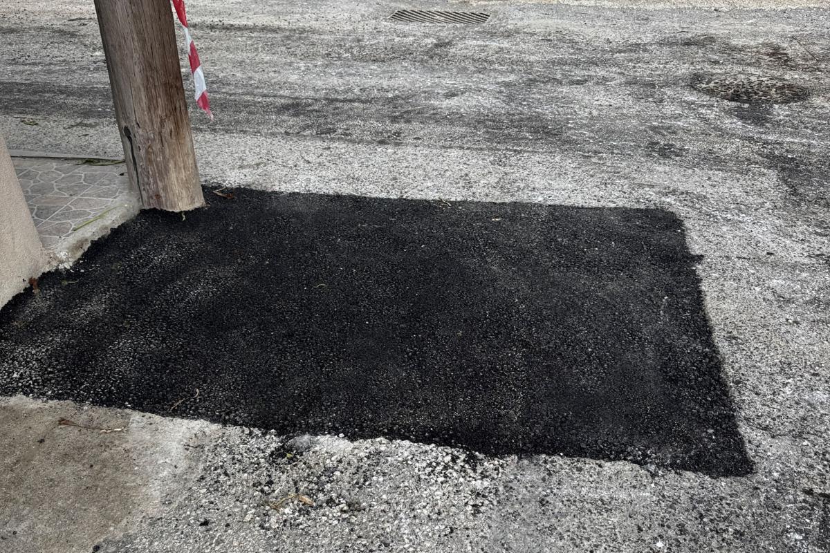 Σε εξέλιξη η «μάχη κατά της λακκούβας» στον Δήμο Ηρακλείου - Οριζόντιες παρεμβάσεις σε όλο τον αστικό ιστό - Εικόνες 5 Σε εξέλιξη η «μάχη κατά της λακκούβας» στον Δήμο Ηρακλείου - Οριζόντιες παρεμβάσεις σε όλο τον αστικό ιστό - Εικόνες