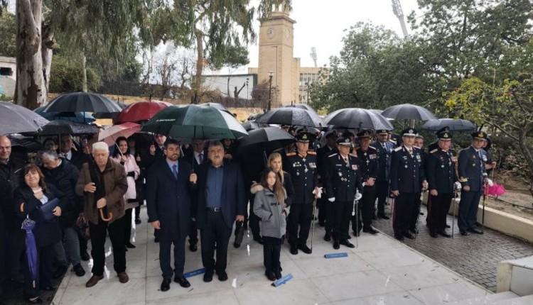 25η Μαρτίου στα Χανιά: Με λαμπρότητα ο εορτασμός παρά τη βροχή (pics)