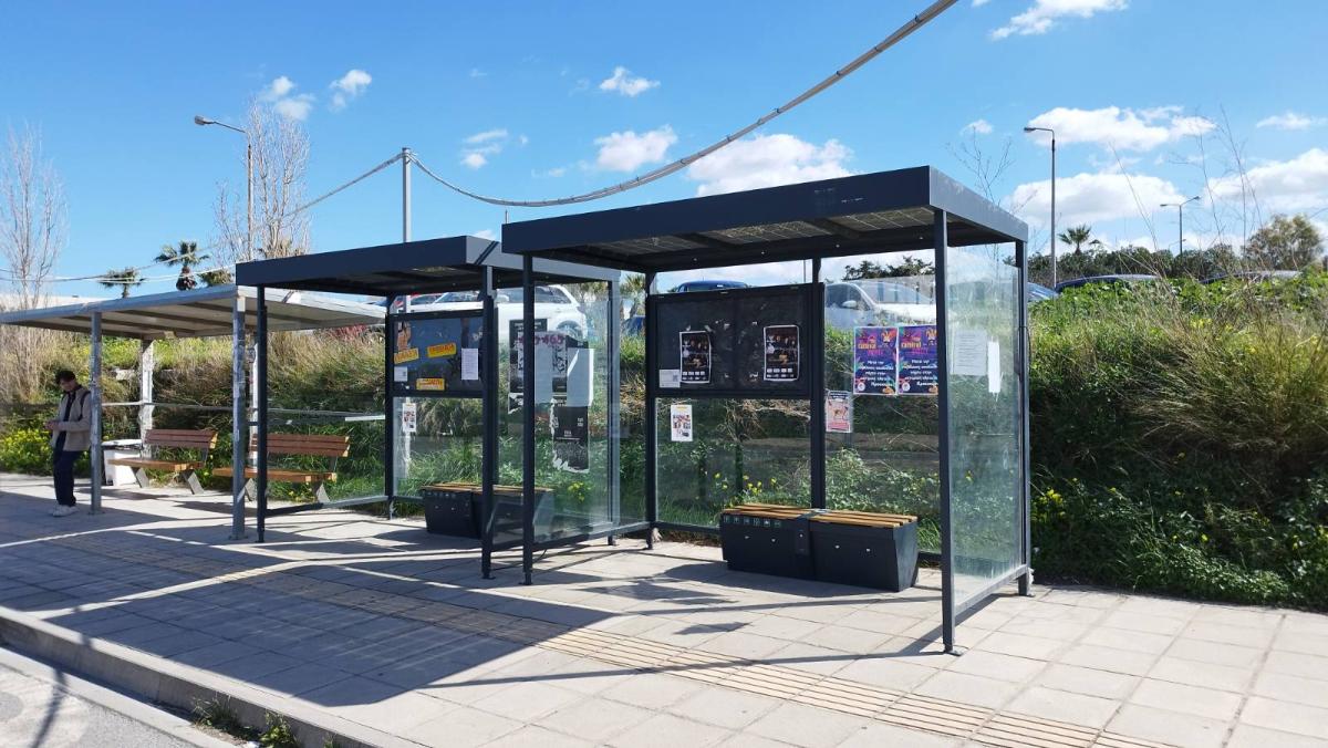 Δώδεκα νέες «έξυπνες» στάσεις στο Ηράκλειο με USB και ασύρματη φόρτιση κινητών - Δείτε που