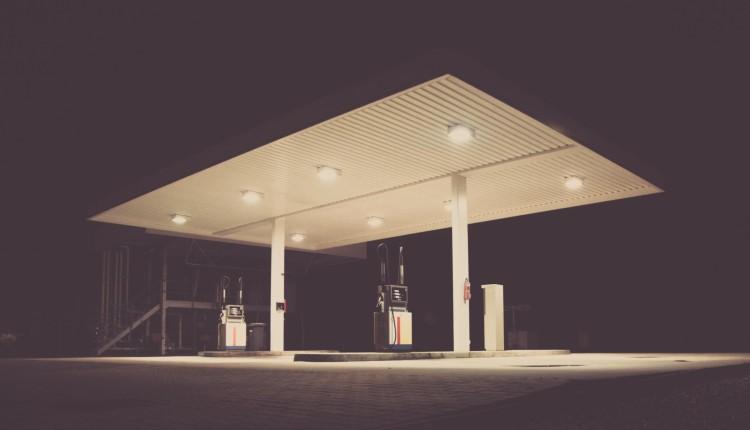 πρατήριο καυσίμων βενζίνη