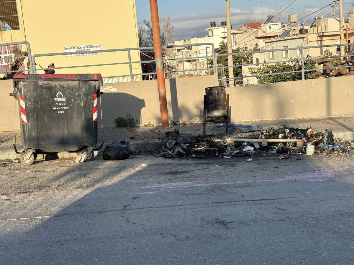 Καταστροφές σε πλατείες και εκκλησίες στο Ηράκλειο μετά την Ανάσταση – Σε εξέλιξη οι καθαρισμοί του Δήμου