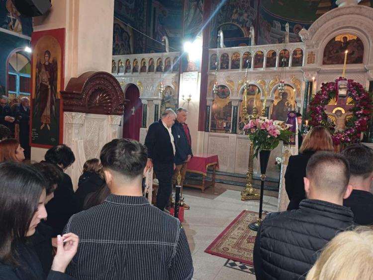 Τυμπάκι: Πλήθος πιστών στον Άγιο Τίτο για τα 12 Ευαγγέλια – Δέος και κατάνυξη για τα Άγια Πάθη