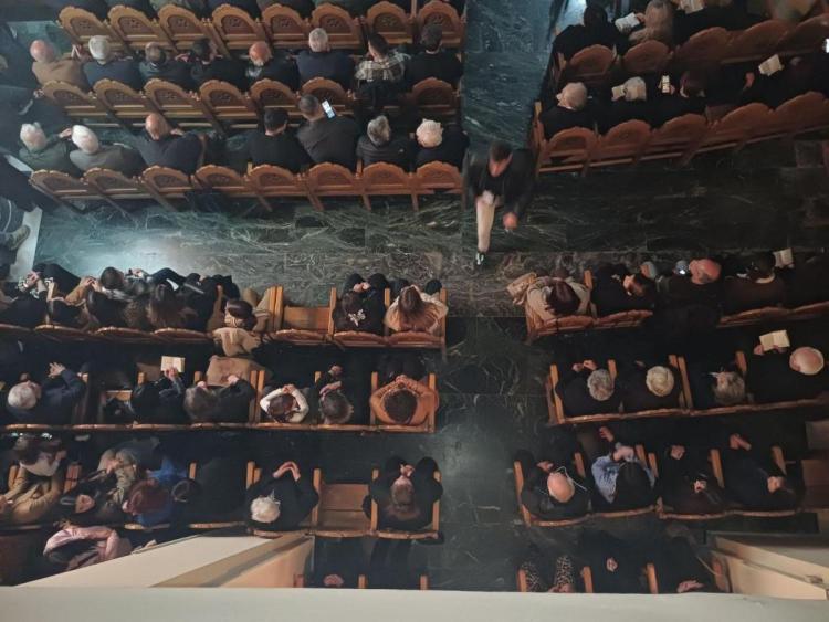 Τυμπάκι: Πλήθος πιστών στον Άγιο Τίτο για τα 12 Ευαγγέλια – Δέος και κατάνυξη για τα Άγια Πάθη