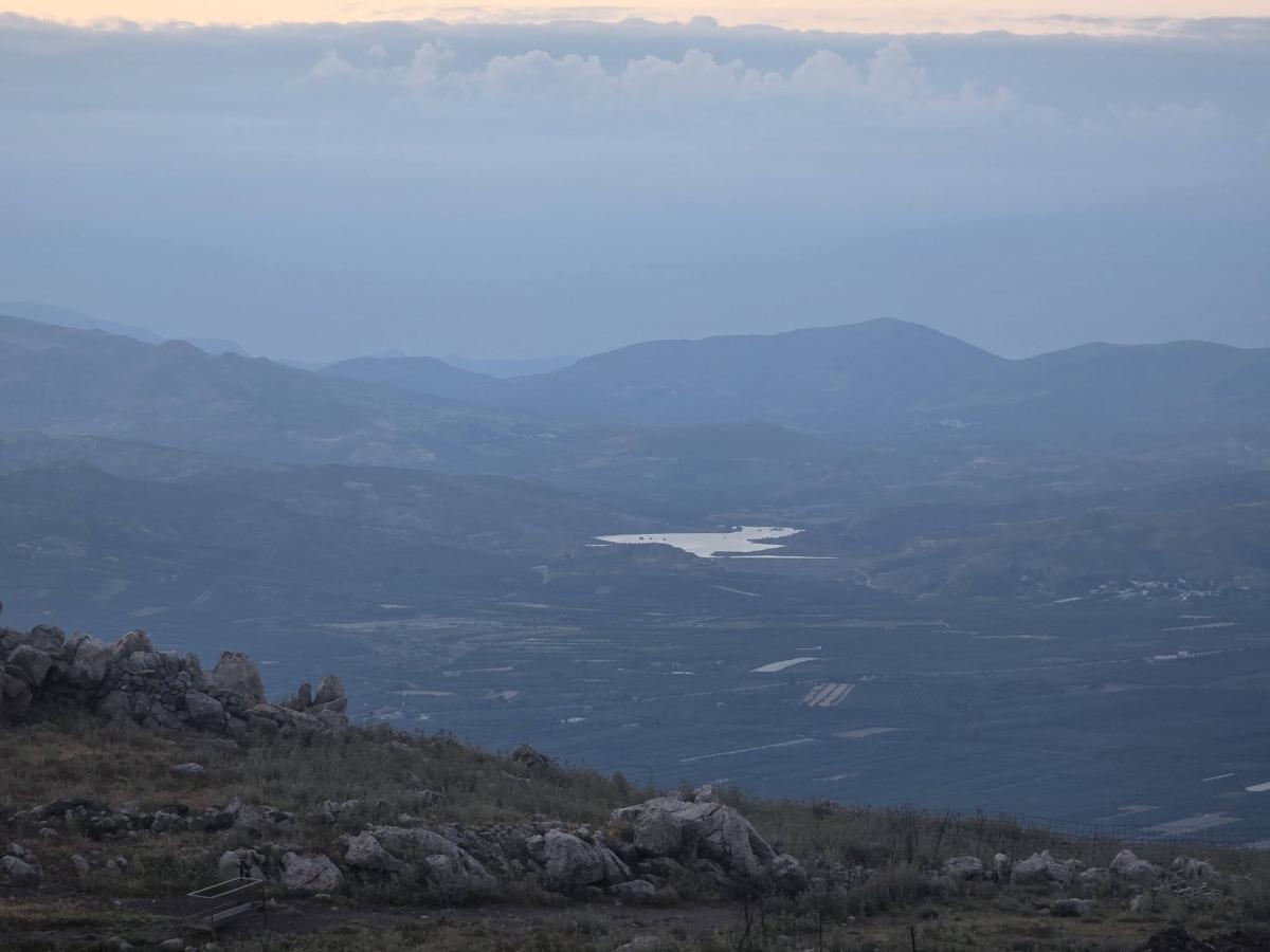 Τα «γεννητούρια» μιας νέας λίμνης στην Μεσαρά: Εντυπωσιακές εικόνες