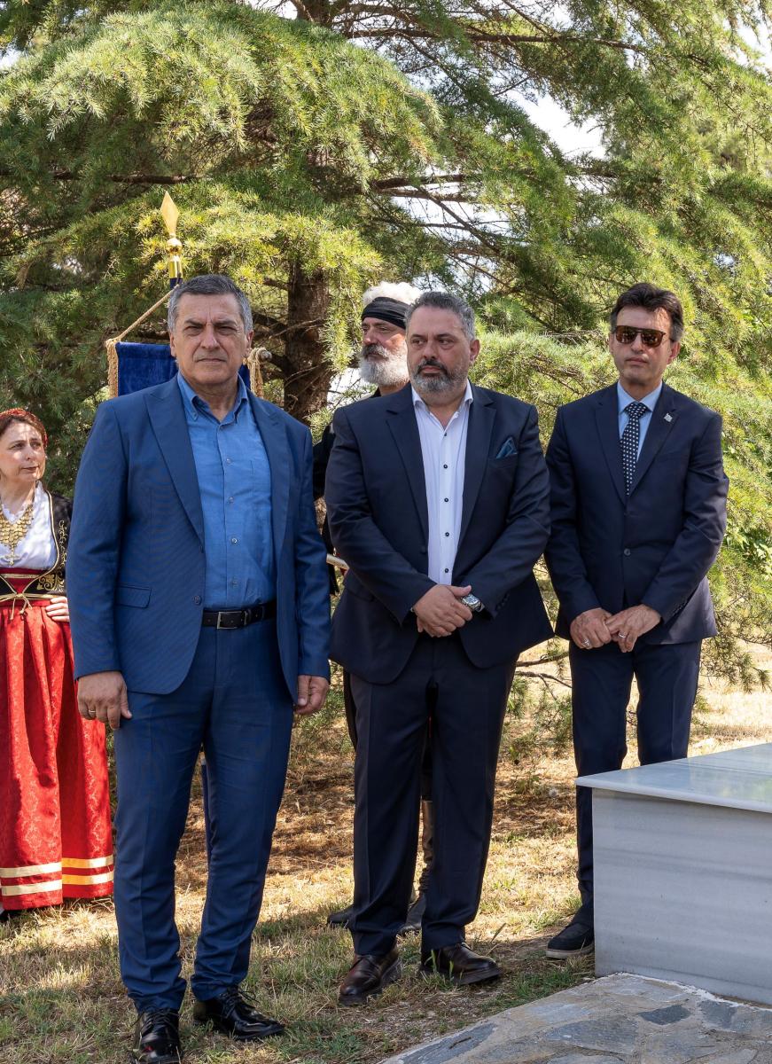 Λαμπρές εκδηλώσεις στη Λάρισα για τη Μάχη της Κρήτης – Παρουσία του Αρχιεπισκόπου Ευγένιου 3 Λαμπρές εκδηλώσεις στη Λάρισα για τη Μάχη της Κρήτης – Παρουσία του Αρχιεπισκόπου Ευγένιου