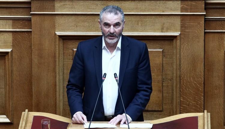 Μανόλης Χνάρης